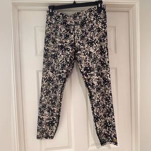 Betsy Johnson leggings xl